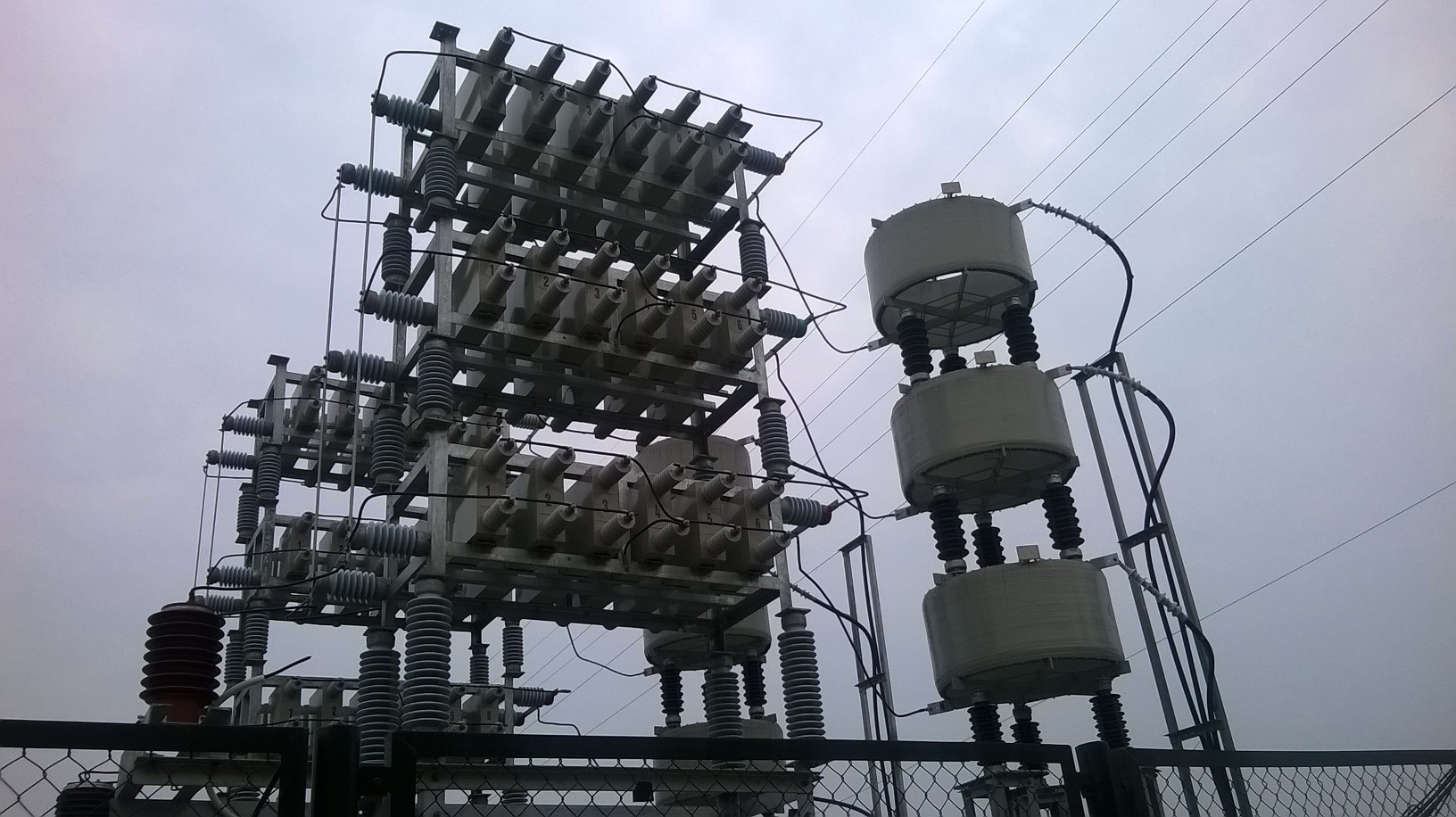 Giàn tụ bù 35kV - 4Mvar - trạm 110kV Đồng Văn - Hà Nam