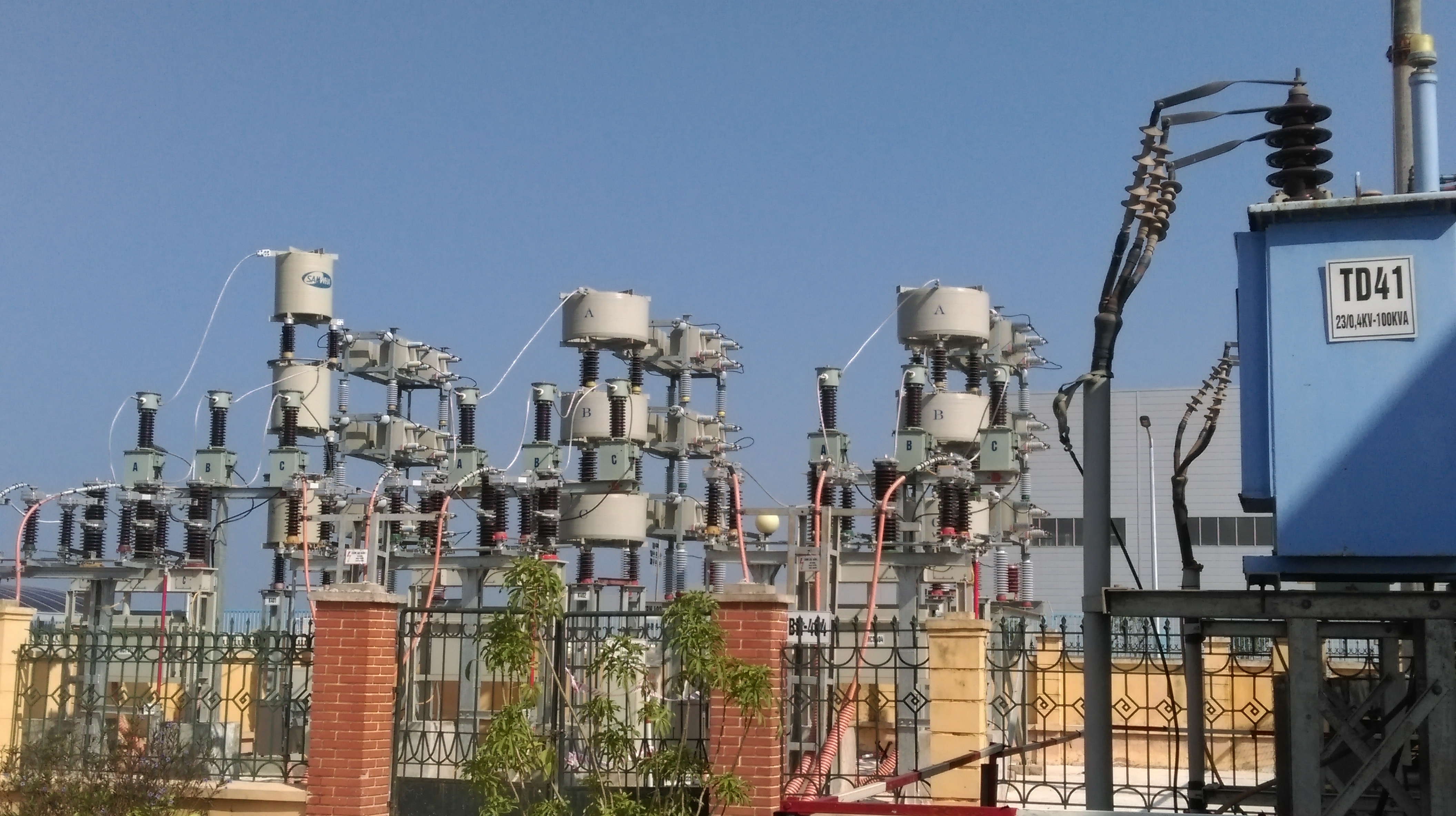 Giàn tụ bù 22kV - 5Mvar - trạm 110kV Yên Bình - Thái Nguyên